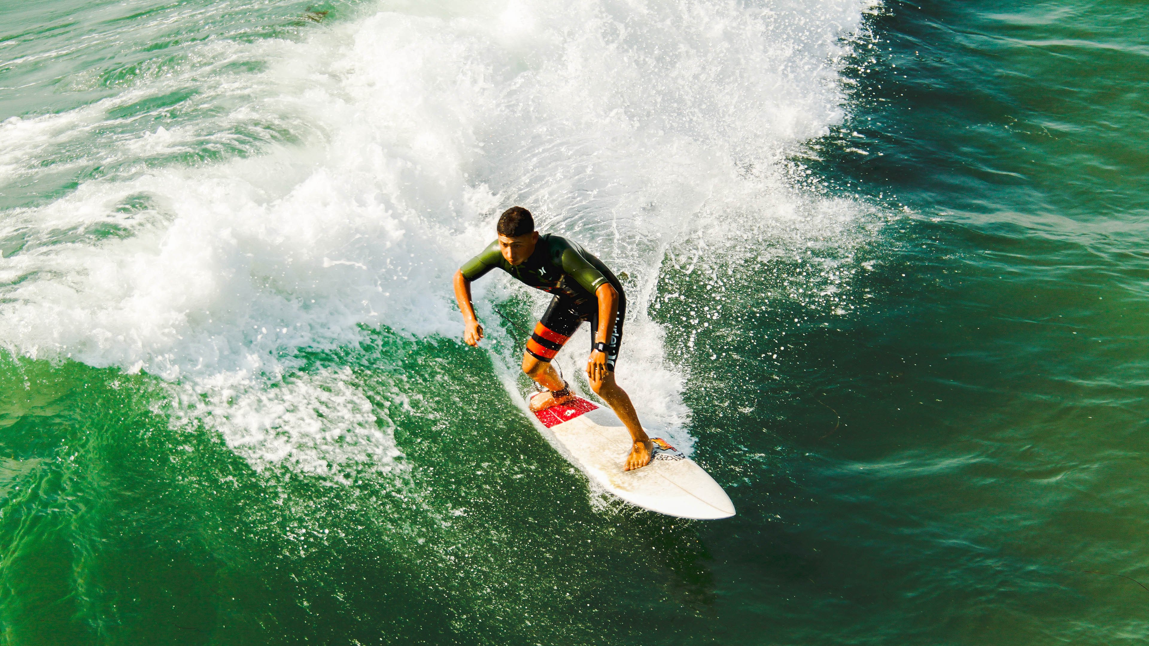 德甲转会风云:洛杉矶快船盯上锋线强援,内马尔或成交易筹码